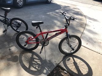 Mongoose ravage 20 hotsell inch freestyle bike