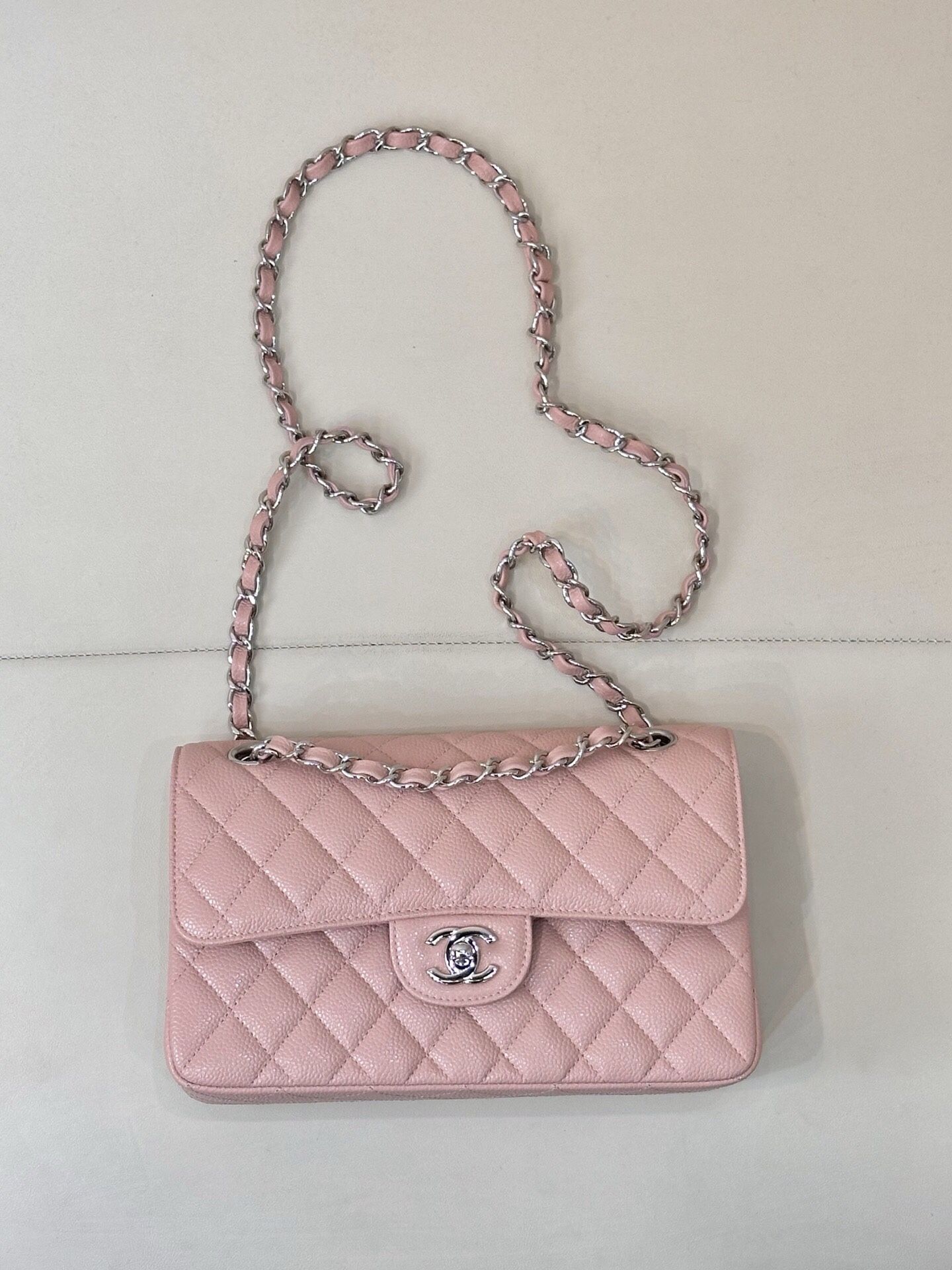 New Ladies 𝐂𝐂 𝐂𝐡𝐚𝐧𝐞𝐥 Bag