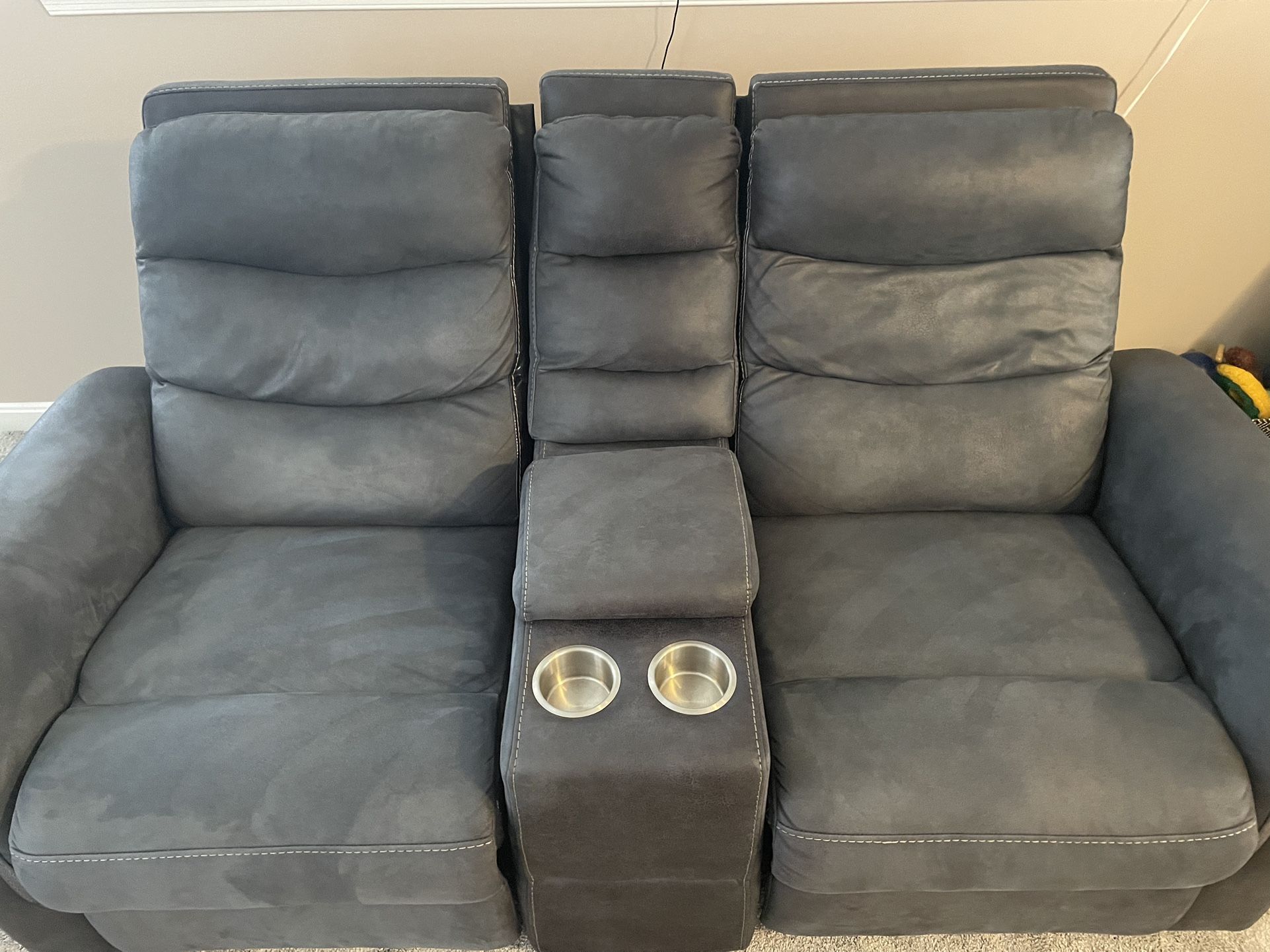 Gray Microfiber Loveseat w/ Center Console