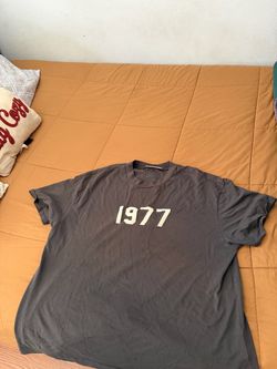 Essentials 1977 shirt