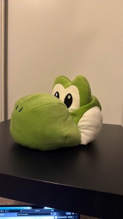 universal studios yoshi plush hat