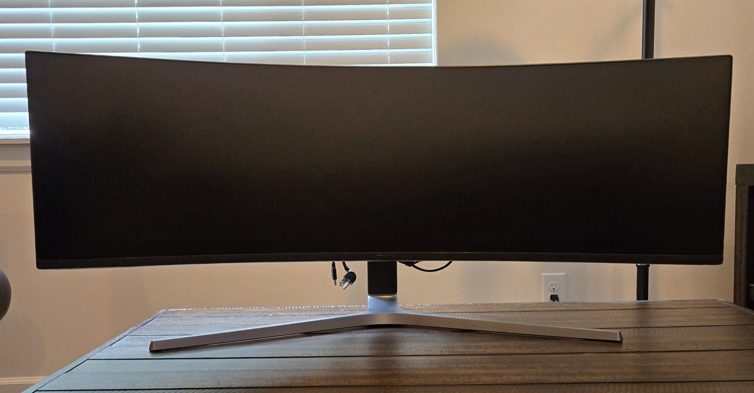 SAMSUNG 49-Inch Model C49HG90DMN