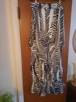 Black and White Print Skirt From Ashley Stewart!!