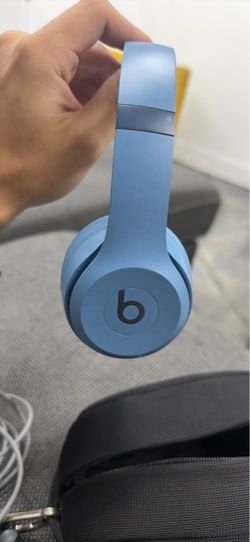 Beats Solo 4