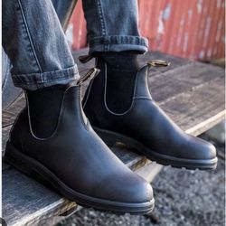 BLUNDSTONE Tasmania AustraliaMEN'S CLASSICS CHELSEA BOOTS - BLACK NWOT