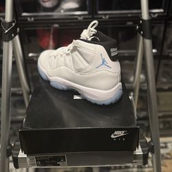 Jordan Retro 11 “Legend Blue” sz 9