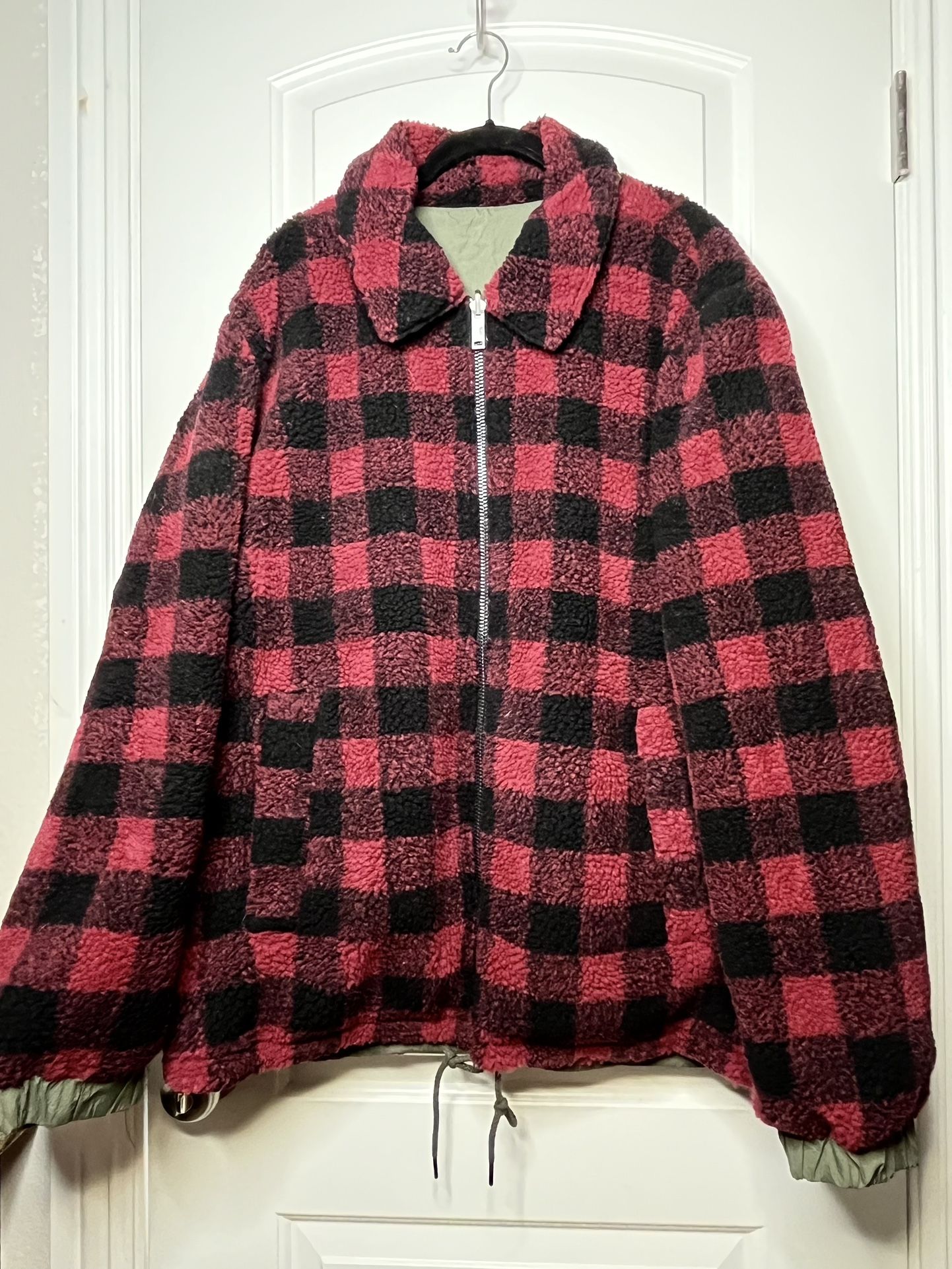 UGG Men's XL Mace Reversible Sherpa Jacket 