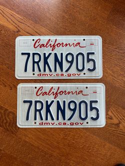 California License Plates (Pair) – Wall Decor / Garage Art