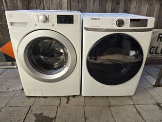 Kenmore Washer And Samsung Gas Dryer