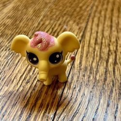 Littlest Pet Shop LPS #2-5 Yellow Elephant Mini with Pink Glitter/Sparkles 