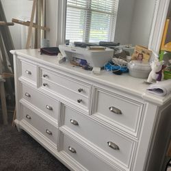 Queen Bedroom Set For Sale 