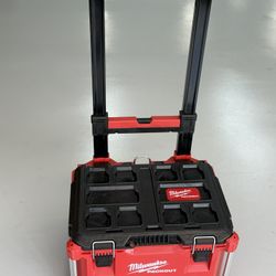 Milwaukee PACKOUT 22 in. Rolling Modular Tool Box
