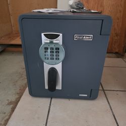 First Alert Digital Safe 