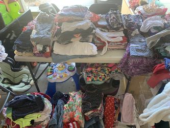 Girl baby clothes prices vary