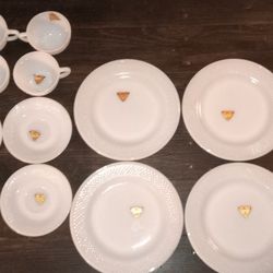 Federal Milk Glass Complete Set NOS!!!