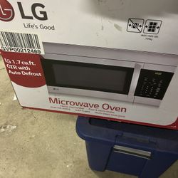 Microwave Oven With Rack 