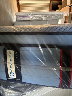Brand new pillow   King size mattress