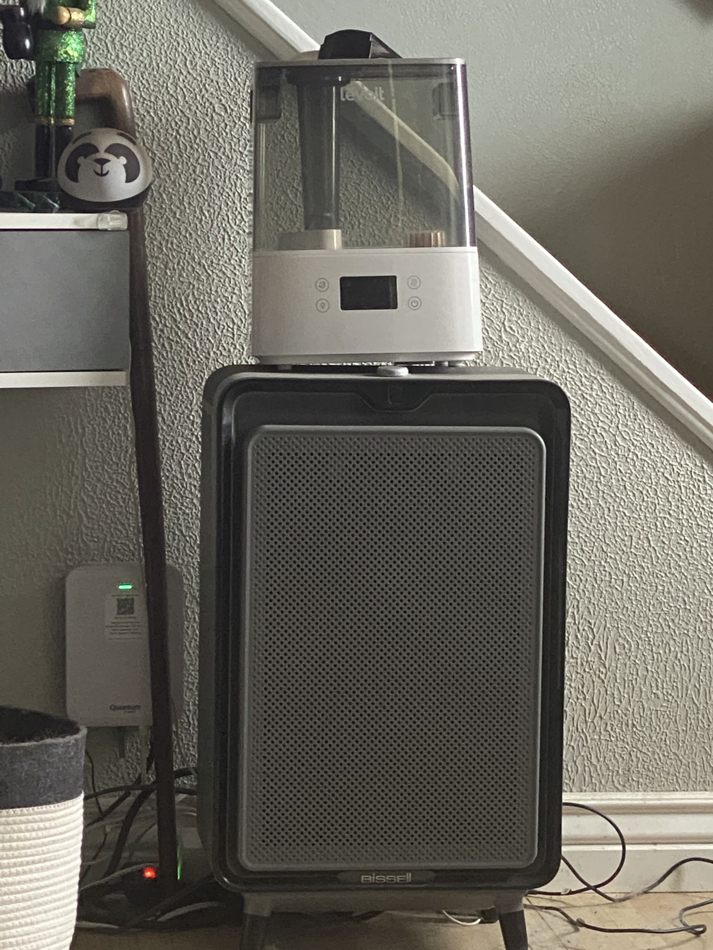 Bissell Air Purifier & Levolt Humidifier