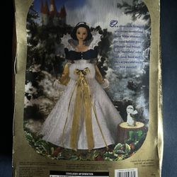Disney Barbie Snow White Holiday Princess and the Seven Dwarfs by Mattel 1998