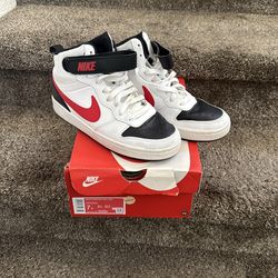 Nike 7 youth shoes