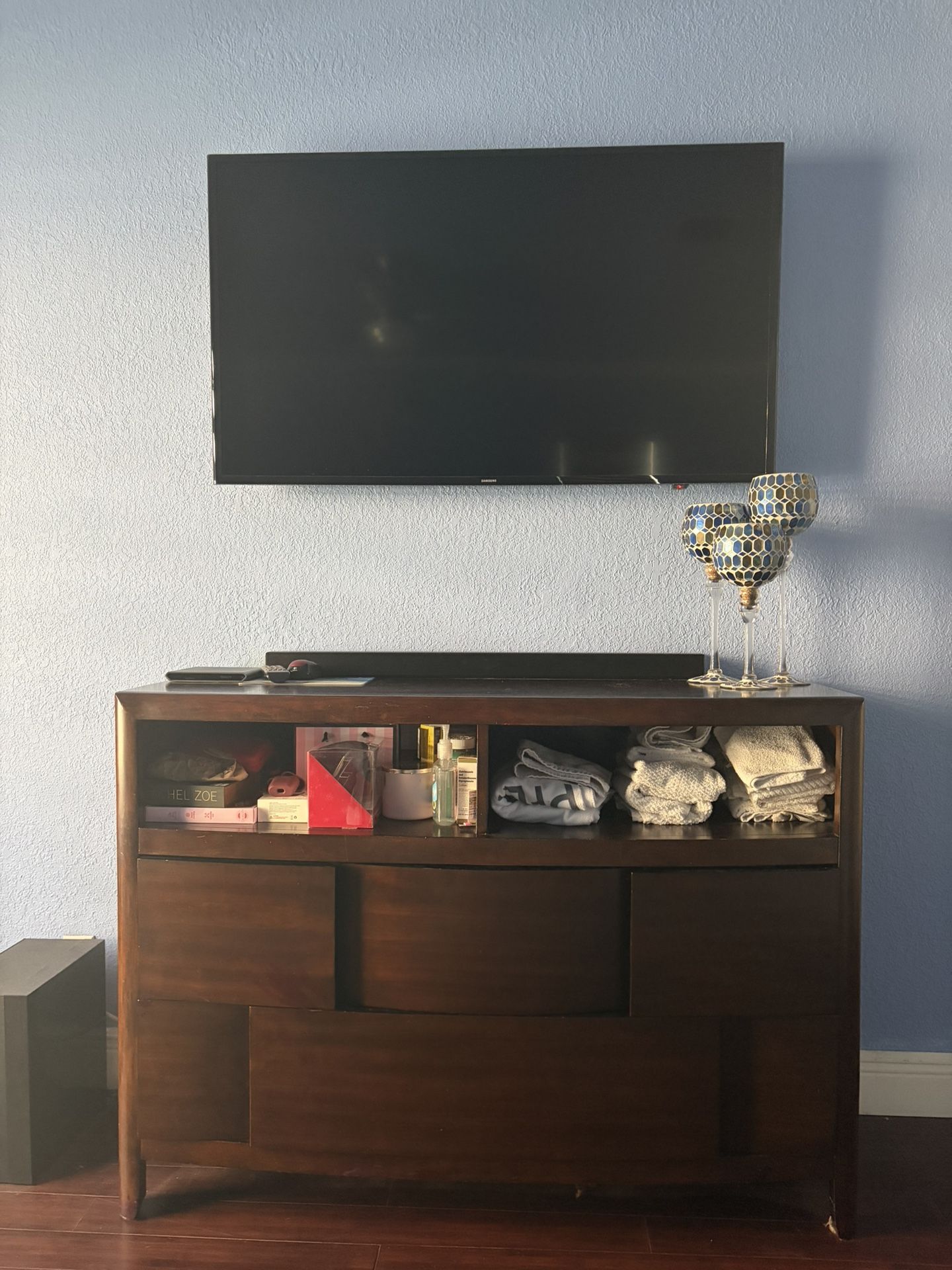 TV Stand/Media Center/Dresser Stand