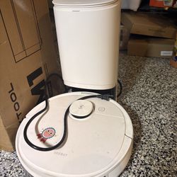 ECOVACS DEEBOT N8+ Robot Vacuum & Mop (DLN26)