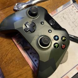 Xbox One Wireless Controller 