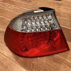 LEFT LED TAIL LIGHT BMW e46 Convertible Replacement