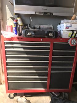 Tool box. Good condition 39x34x18