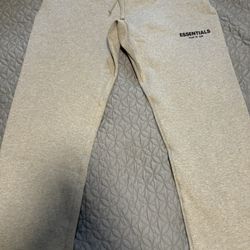 Essentials Men Sweats