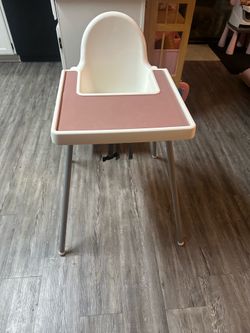Ikea Antilop High Chair w/ tray liner