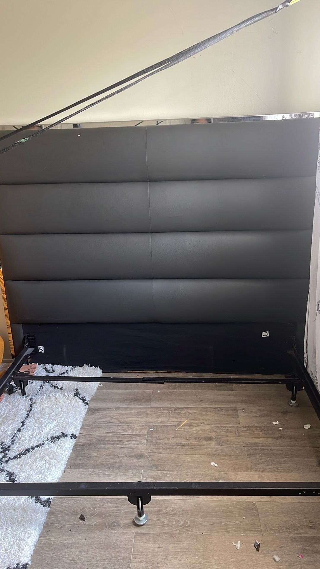 Queen Sized Bed Frame And Top