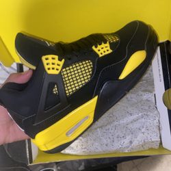 Jordan 4