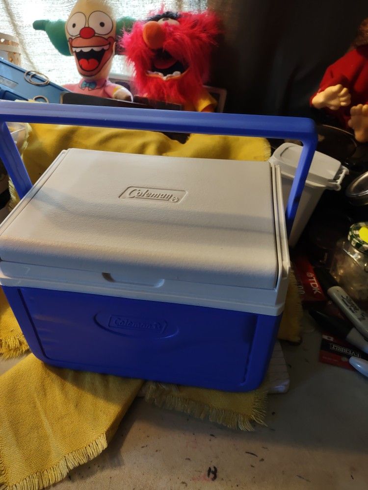 Brand New Coleman Six Pack Cooler