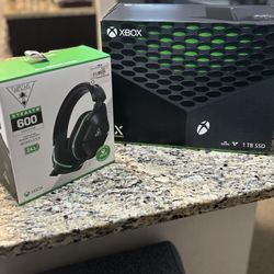 Xbox Console And Headphones 