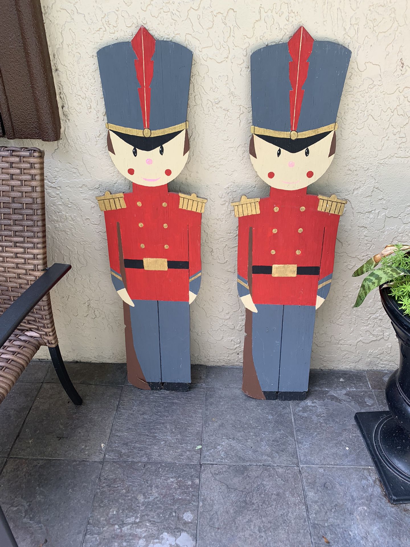 Christmas Soldiers 