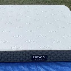 Puffy Cloud King Mattress