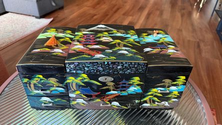 Antique Japanese jewelry box