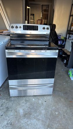 Free Electric Stove/oven - needs repair