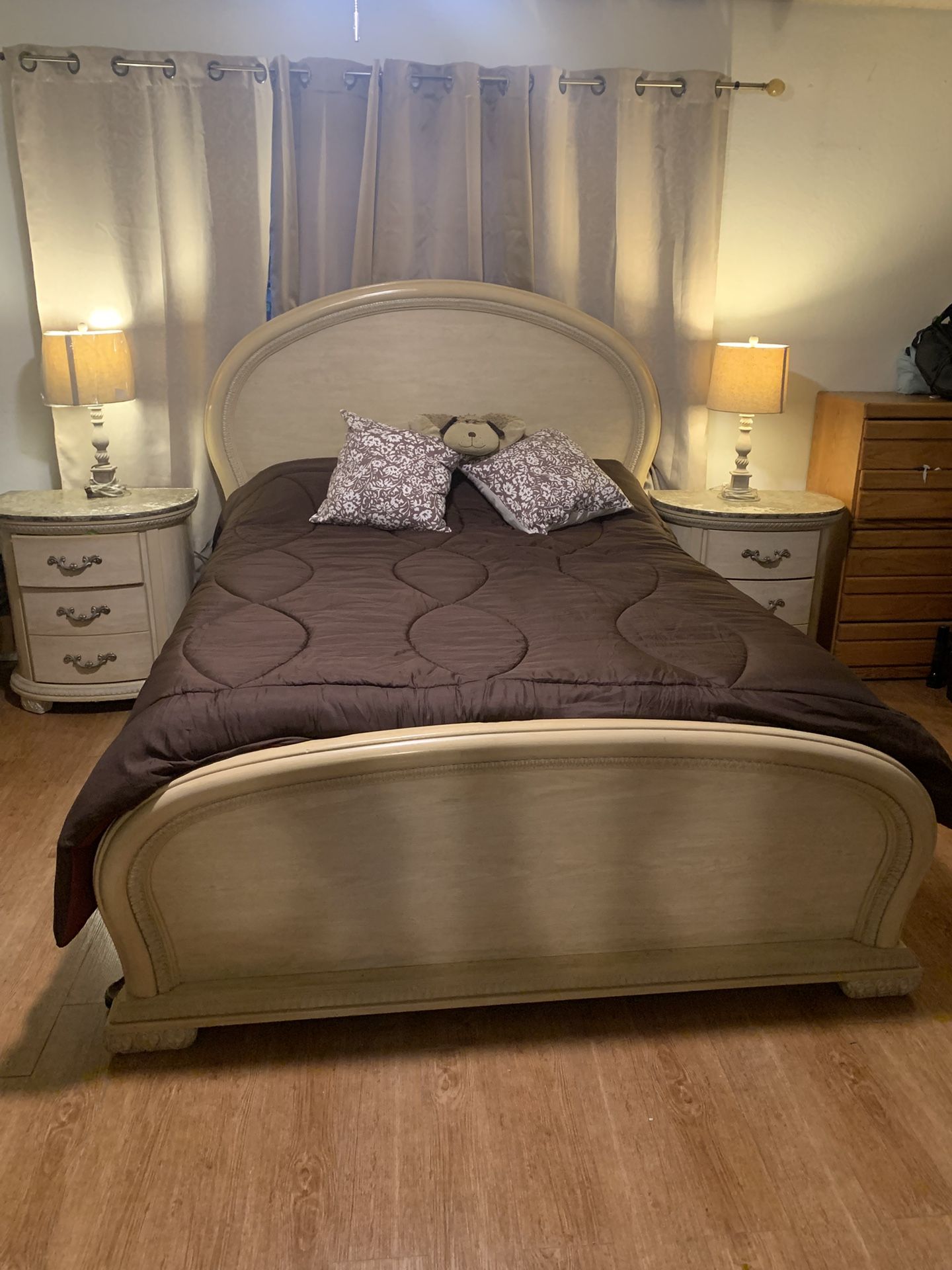 Bedroom Set
