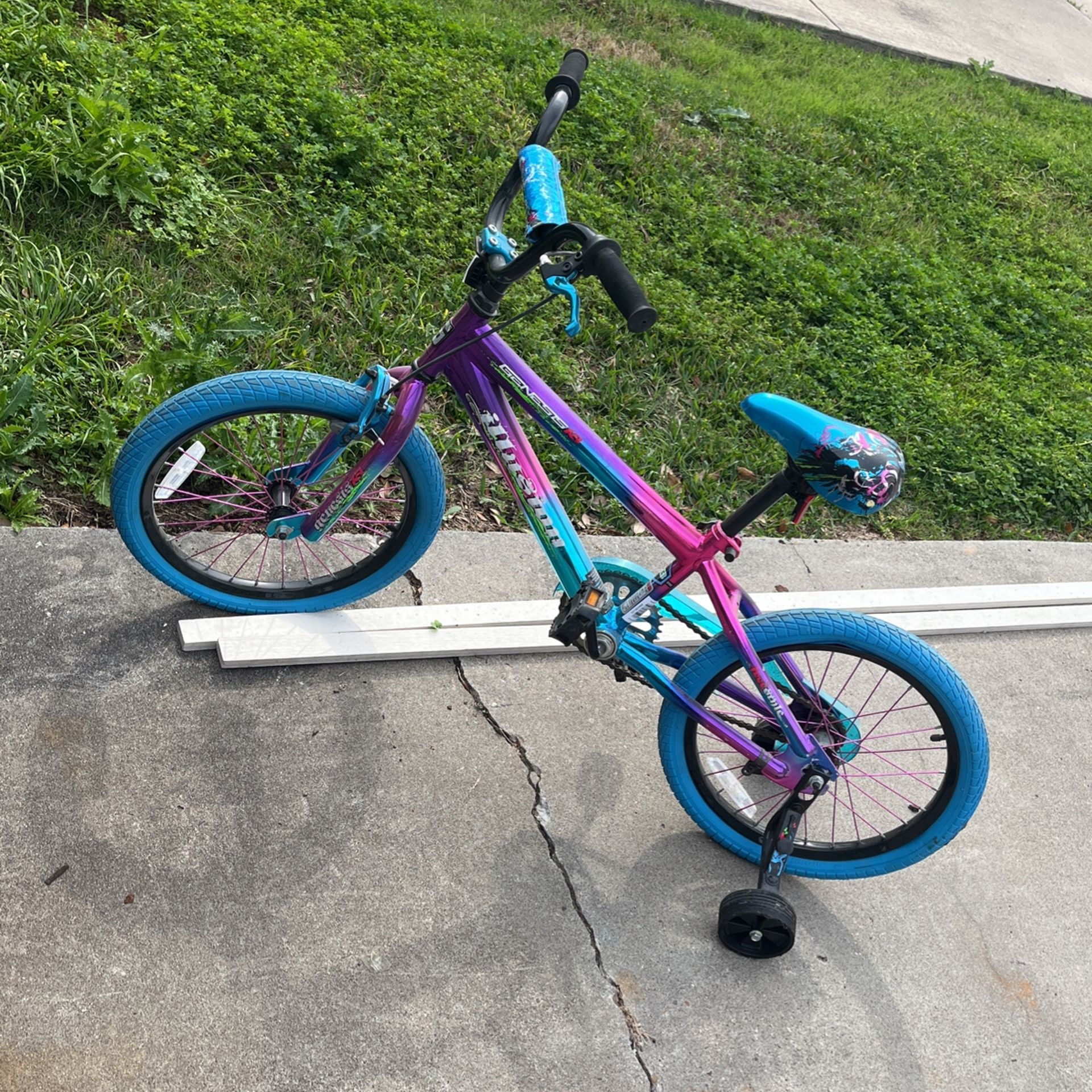 Génesis Illusion Girls Bike 🧬