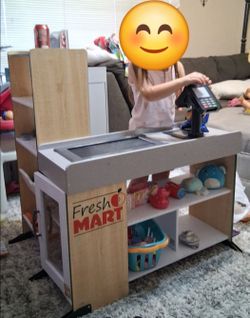 Melissa & Doug Freestanding Wooden Fresh Mart Grocery Store