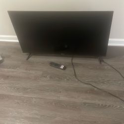 43inch Hisense Smart Tv With Remote