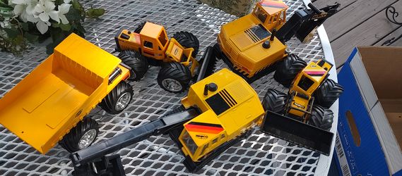 Vintage Remco Construction Toys Group (5)