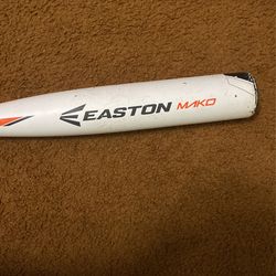 Easton Mako