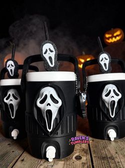 Ghostface can coozie