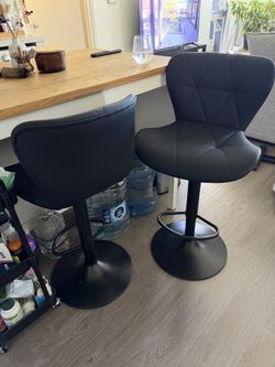 Brand New Bar stool Set