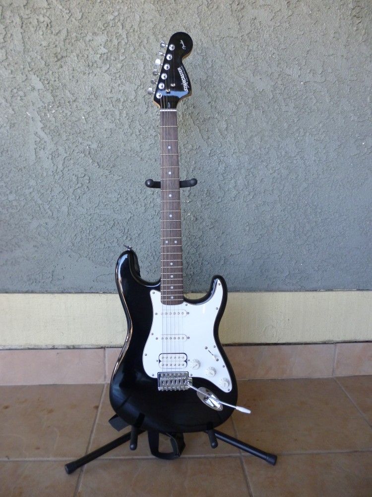 Fender Starcaster Strat Electric Guitar