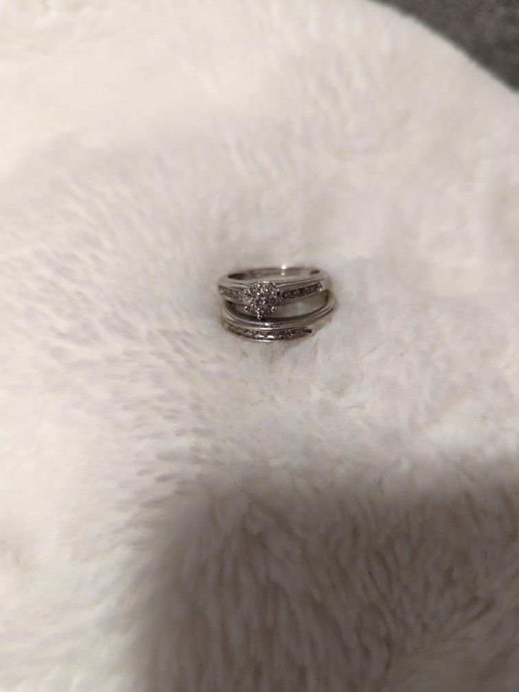 Engagement Set