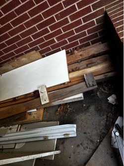Free. Free wood